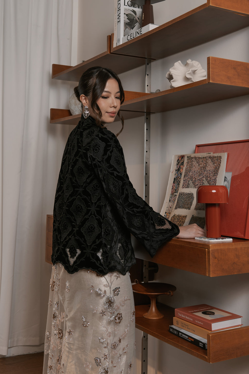 Dyan Kebaya in Black