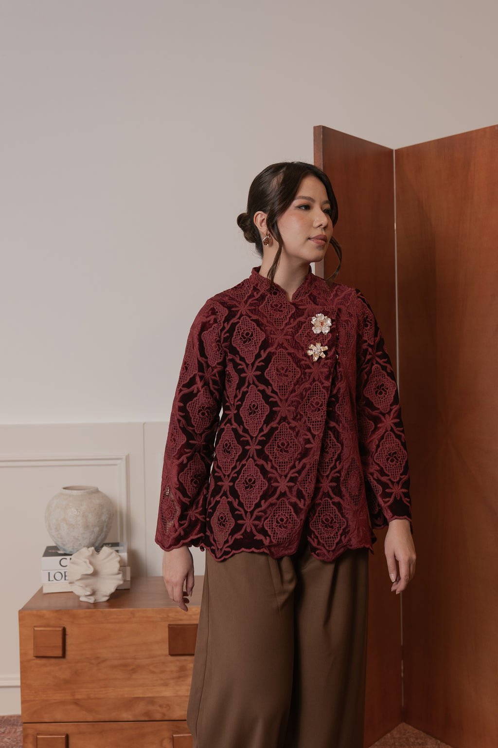 Dyan Kebaya in Burgundy