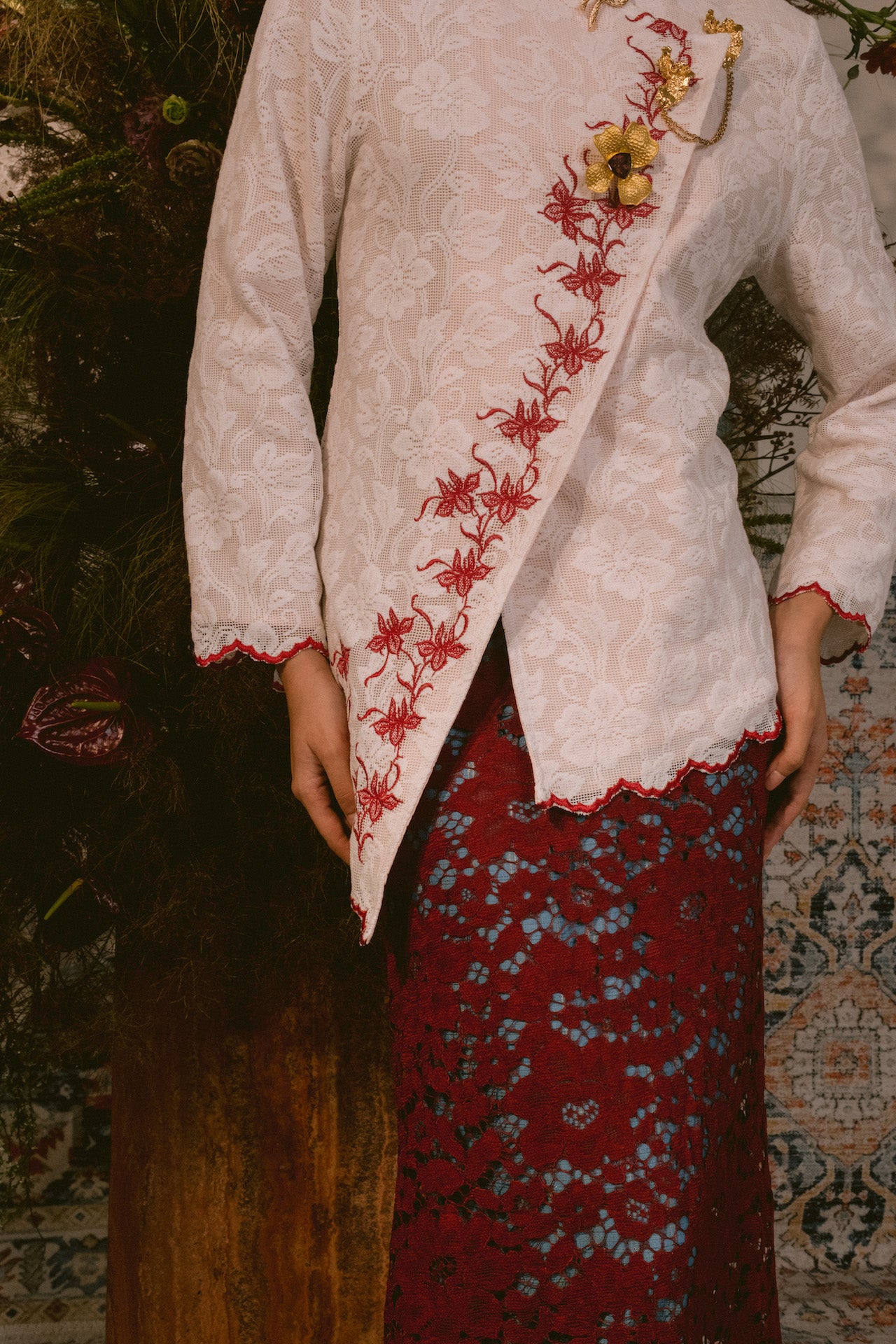 Rysa Kebaya in White
