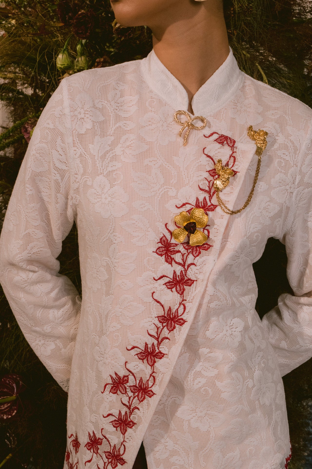 Rysa Kebaya in White