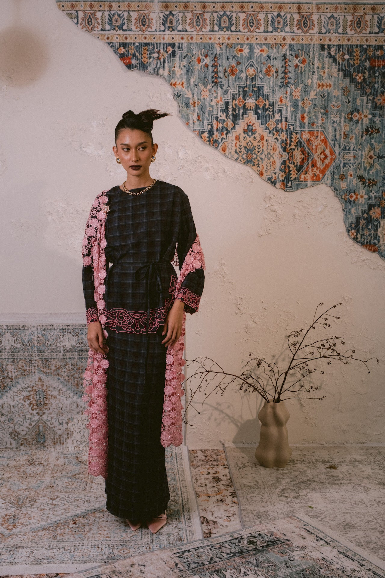 Romansa Set in Blushnavy