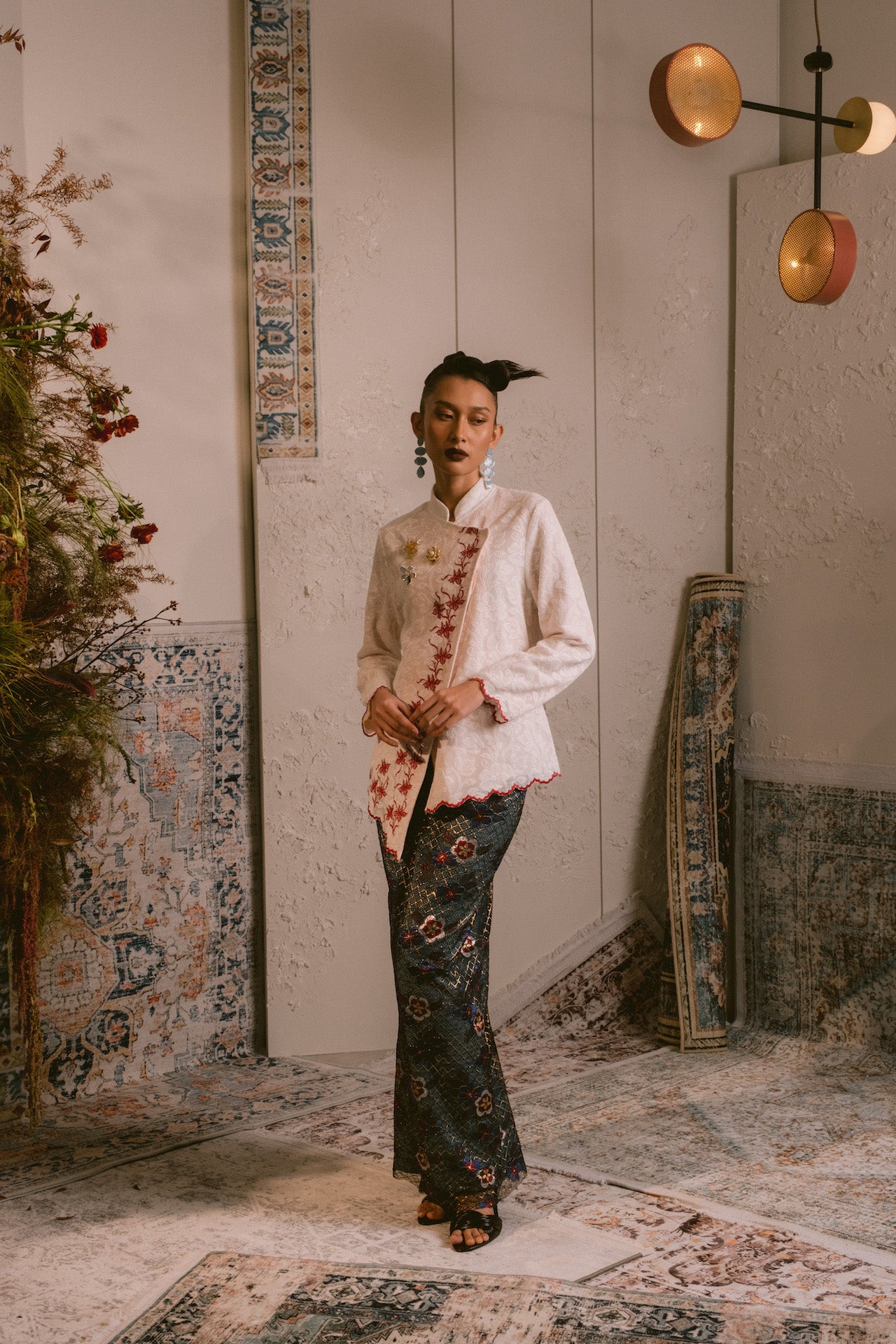 Rysa Kebaya in White