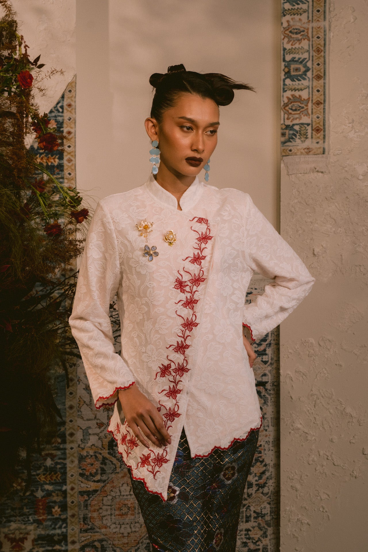 Rysa Kebaya in White
